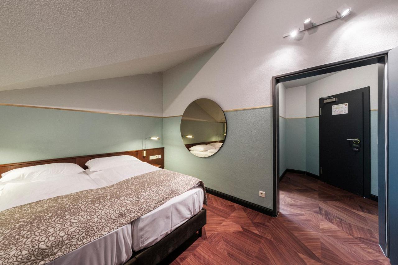 וזל Hotel Haus Duden מראה חיצוני תמונה