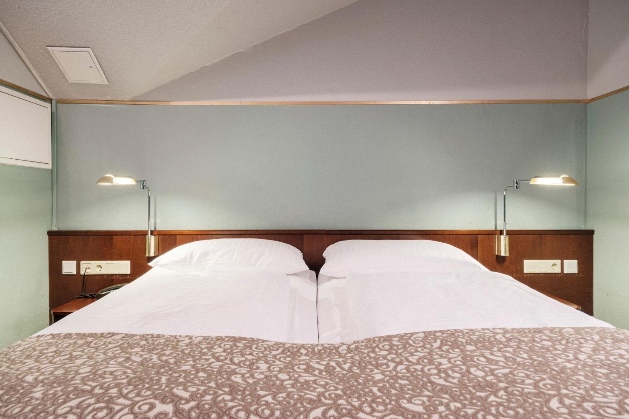וזל Hotel Haus Duden מראה חיצוני תמונה
